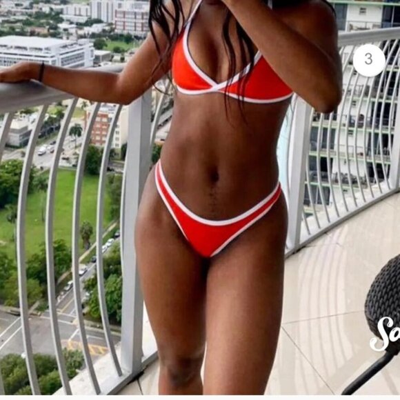 HOAKA Hawaii Red/white set cheeky board set bikini size M/L - Picture 5 of 13